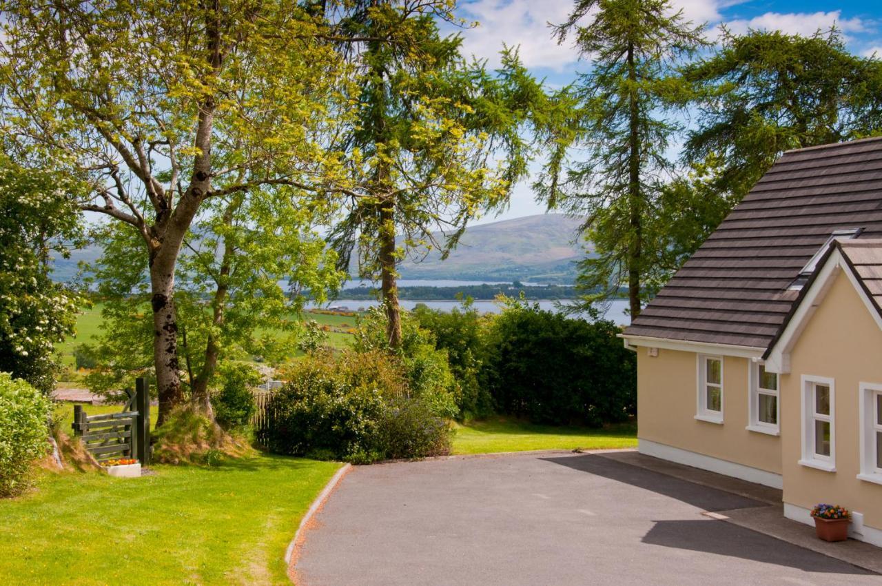 Abhainn Ri Cottages Blessington Exterior photo